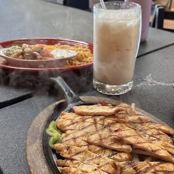 Los Zarapes Mexican Restaurant - Chicken Fajitas with rice and beans and all the traditional fixings and a delicious horchata to drink. - Mexican Near Me - Granite Bay, California