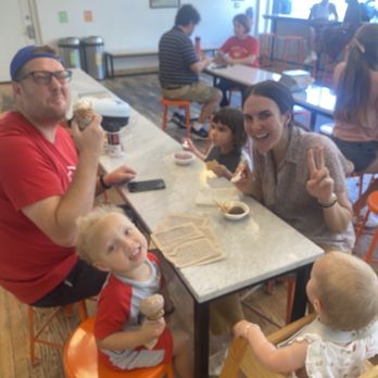 Jeni's Splendid Ice Creams - Great for families to connect! - Ice Cream & Frozen Yogurt Near Me - Saint Louis, Missouri Jeni's Splendid Ice Creams - Great for families to connect! - Ice Cream & Frozen Yogurt Near Me - Saint Louis, Missouri