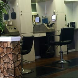 Perfect 10 Salon - Stylist Stations