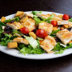 El Buen Gusto Restaurant & Bakery