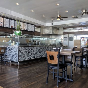 Tandoori Eats - Dining area - Indian Near Me - Los Angeles, California Tandoori Eats - Dining area - Indian Near Me - Los Angeles, California
