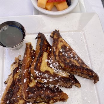 Luceti's on 25th - French toast - Italian Near Me - San Mateo, California Luceti's on 25th - French toast - Italian Near Me - San Mateo, California