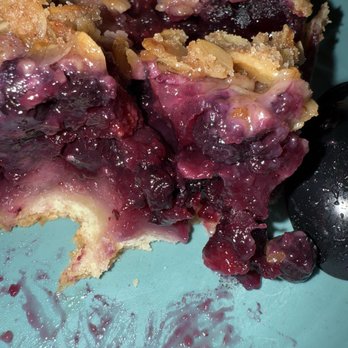 Urban Foxes - Berry pie - Desserts Near Me - Jackson, Mississippi Urban Foxes - Berry pie - Desserts Near Me - Jackson, Mississippi