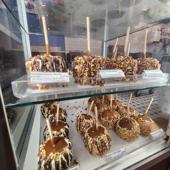Kilwins Ice Cream - Chocolate - Fudge - Chocolatiers & Shops Near Me - Knoxville, Tennessee Kilwins Ice Cream - Chocolate - Fudge - Chocolatiers & Shops Near Me - Knoxville, Tennessee