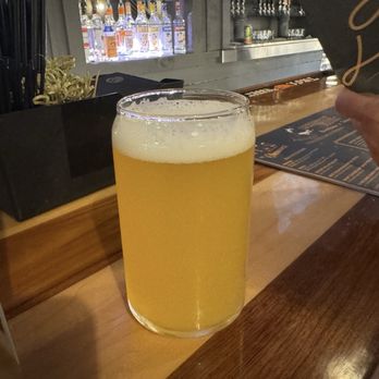 Runaway Train Brewery: Brewhouse + Saloon - Day tripper IPA - Brewpubs Near Me - Honesdale, Pennsylvania Runaway Train Brewery: Brewhouse + Saloon - Day tripper IPA - Brewpubs Near Me - Honesdale, Pennsylvania
