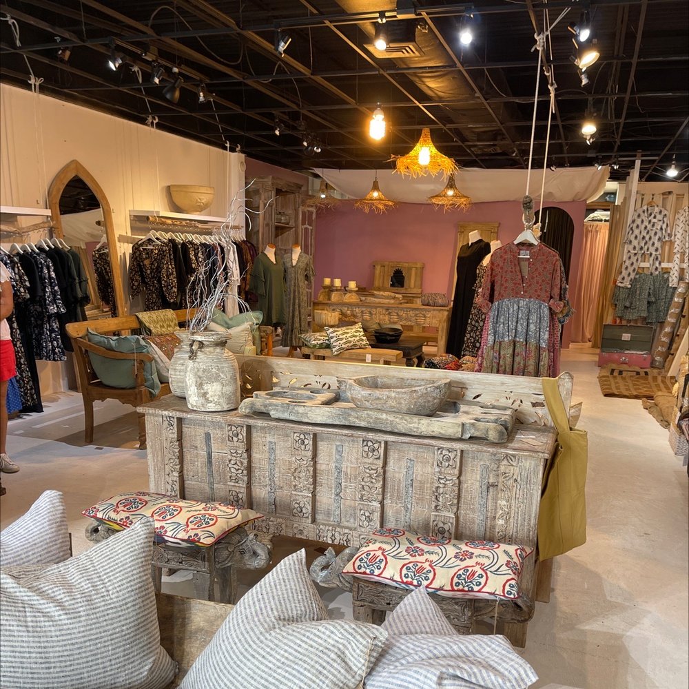 LIDO Updated August 2024 132 Main St, Greenport, New York Women's