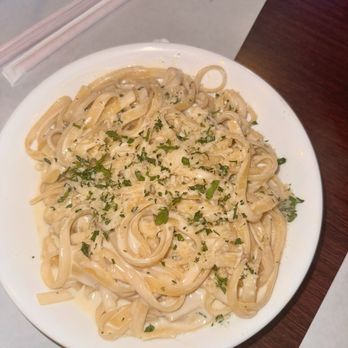 Amano - Fettuccini Alfredo - Pizza Near Me - Las Vegas, Nevada Amano - Fettuccini Alfredo - Pizza Near Me - Las Vegas, Nevada