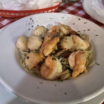 Cavatore Italian Restaurant - Gamberi Della Casa - Italian Near Me - Houston, Texas Cavatore Italian Restaurant - Gamberi Della Casa - Italian Near Me - Houston, Texas