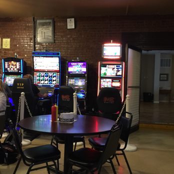 Topsy's Tavern - Video gaming gambling. - Pubs Near Me - El Paso, Illinois