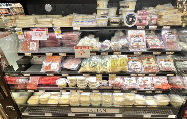 Rouses Market by null