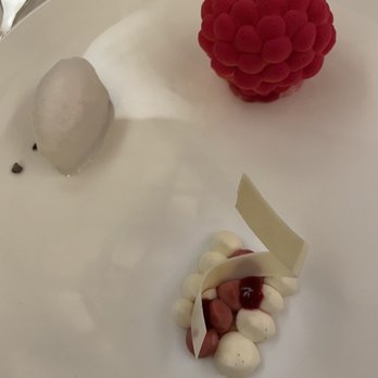 Chic Nonna - Restaurants Near Me - Florence, FI