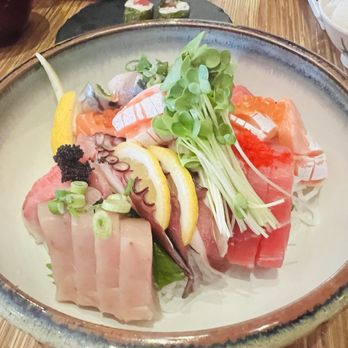 Zakuro - Sashimi deluxe - Sushi Bars Near Me - Lincoln, California Zakuro - Sashimi deluxe - Sushi Bars Near Me - Lincoln, California