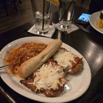 Uptown Grille - Chicken Parmesan - American Near Me - Commerce Township, Michigan