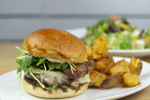 Taste Community Restaurant by null