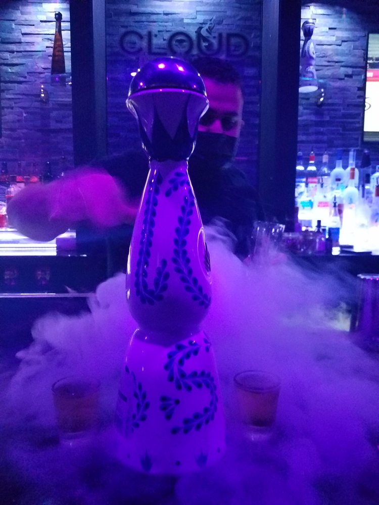 Cloud Lounge Image