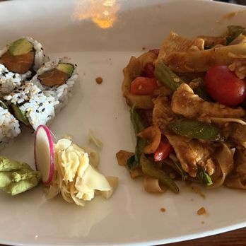 Kabuki Sushi Thai Tapas - Drunken Noodle* & Salmon Avocado Roll - Sushi Bars Near Me - West Palm Beach, Florida Kabuki Sushi Thai Tapas - Drunken Noodle* & Salmon Avocado Roll - Sushi Bars Near Me - West Palm Beach, Florida