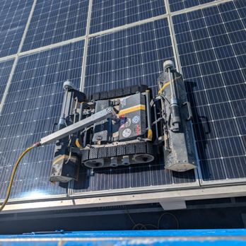 H2O Wash Solar - Carport cleaning with M1 robot - Solar Panel Cleaning Near Me H2O Wash Solar - Carport cleaning with M1 robot - Solar Panel Cleaning Near Me