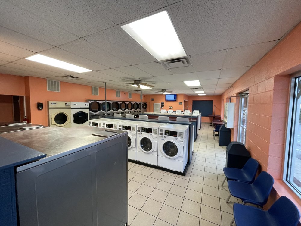 DANDRIDGE COIN LAUNDRY Updated September 2024 418 E Meeting St