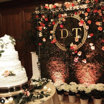 Sidelines Custom Florals - Florists Near Me - Kansas City, Missouri Sidelines Custom Florals - Florists Near Me - Kansas City, Missouri