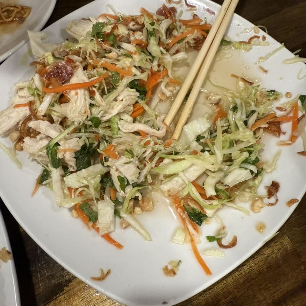 Sunflower Vietnamese Cuisine - Chicken Salad - Vietnamese Near Me - Austin, Texas Sunflower Vietnamese Cuisine - Chicken Salad - Vietnamese Near Me - Austin, Texas