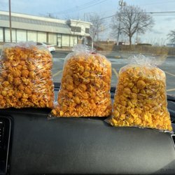 Popper-Razzi Gourmet Popcorn