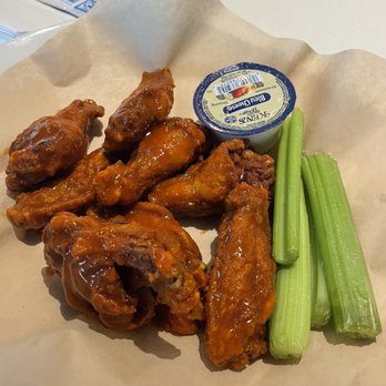 Twins Grill - Buffalo wings - Tacos Near Me - Saint Paul, Minnesota Twins Grill - Buffalo wings - Tacos Near Me - Saint Paul, Minnesota