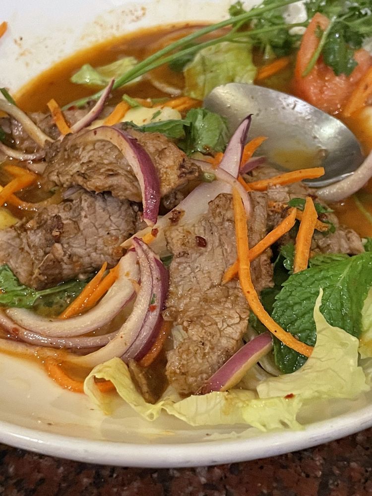 LITTLE SIAM RESTAURANT Updated October 2024 129 Photos & 308 Reviews 22811 Saticoy St
