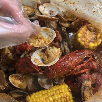The Crab Shack - IG: happyfoodieoc - Cajun/Creole Near Me - Cypress, California