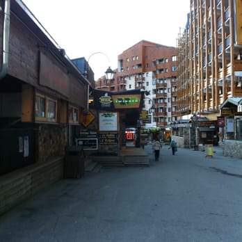 Twinner Caron Hobby Shops Centre Commercial Caron Val Thorens Savoie France Phone Number Yelp