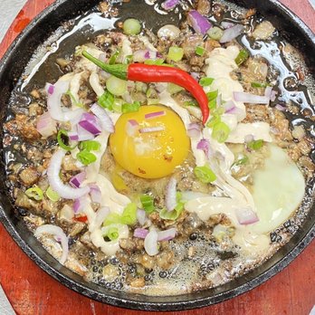 Mamalu Bread and Noodles - Sizzling Bangus Sisig - Filipino Near Me - Ajax, Ontario Mamalu Bread and Noodles - Sizzling Bangus Sisig - Filipino Near Me - Ajax, Ontario
