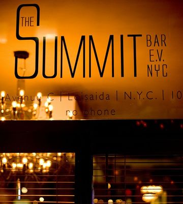The Summit Bar & Cafe by null