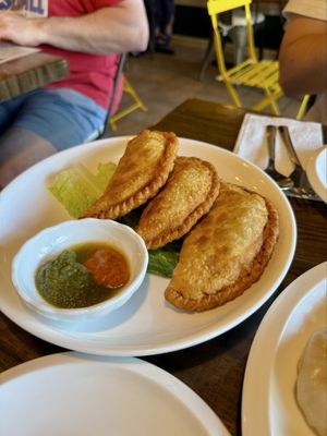 Darjeeling Kitchen & Café by null