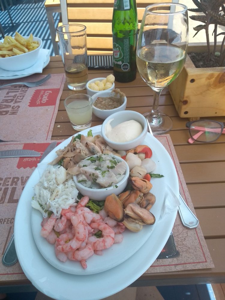 LA TABLA BAR RESTAURANT Updated July 2024 Avenida del Mar 3200