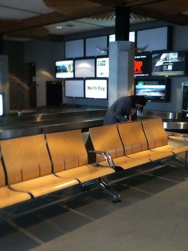 NORTH BAY AIRPORT Updated August 2024 37 Photos 50 Terminal