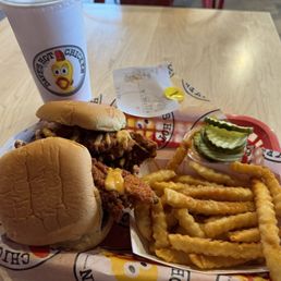 Dave's #2 2 Sliders w/ Fries