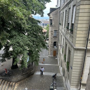 Hôtel les Armures - View from our window - Hotels Near Me - Geneva, GE Hôtel les Armures - View from our window - Hotels Near Me - Geneva, GE