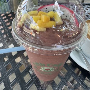 Urth Caffé- Melrose - Amazon Rainforest Smoothie™ - Coffee & Tea Near Me - West Hollywood, California