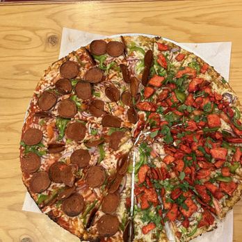 Fusion Curry Pizza - Vegan Pizza - Pizza Near Me - Portland, Oregon Fusion Curry Pizza - Vegan Pizza - Pizza Near Me - Portland, Oregon