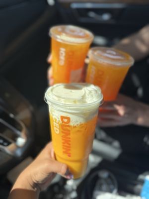 Dunkin' by null