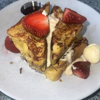 Sara's Kitchen - Stuffed French Toast with strawberries - Breakfast & Brunch Near Me - Palm Beach Gardens, Florida Sara's Kitchen - Stuffed French Toast with strawberries - Breakfast & Brunch Near Me - Palm Beach Gardens, Florida