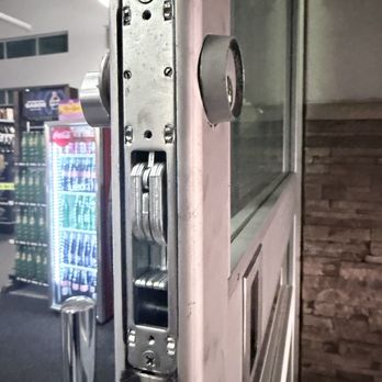 Zia Lock & Key - After replacing door latch at Walgreens - Keys & Locksmiths Near Me - Las Cruces, New Mexico Zia Lock & Key - After replacing door latch at Walgreens - Keys & Locksmiths Near Me - Las Cruces, New Mexico