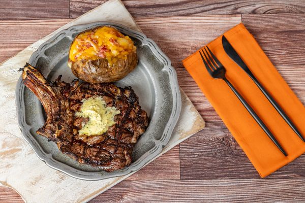 Fox & Hounds by null