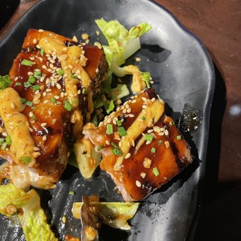 Moani Waikiki - Delicious pork belly - Seafood Near Me - Honolulu, Hawaii