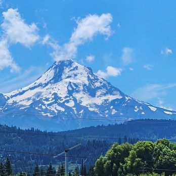 Mt Hood Winery - Wineries Near Me - Hood River, Oregon Mt Hood Winery - Wineries Near Me - Hood River, Oregon