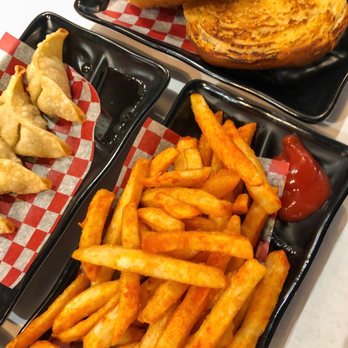 Meet Sushi and Boil - Noodles Near Me - Toronto, Ontario