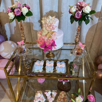 I Do Wedding Cakes - The cake looked 10 times prettier than the picture I provided them! - Bakeries Near Me - Morgan Hill, California I Do Wedding Cakes - The cake looked 10 times prettier than the picture I provided them! - Bakeries Near Me - Morgan Hill, California