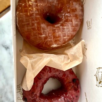 Sidecar Doughnuts & Coffee - Madagascar Vanilla Bean Glazed and Gluten Free Huckleberry - Donuts Near Me - Costa Mesa, California Sidecar Doughnuts & Coffee - Madagascar Vanilla Bean Glazed and Gluten Free Huckleberry - Donuts Near Me - Costa Mesa, California