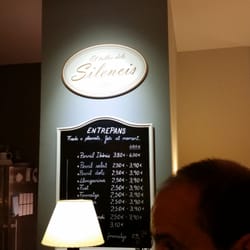 El Taller dels Silencis - Cartel del negocio rollito vintage