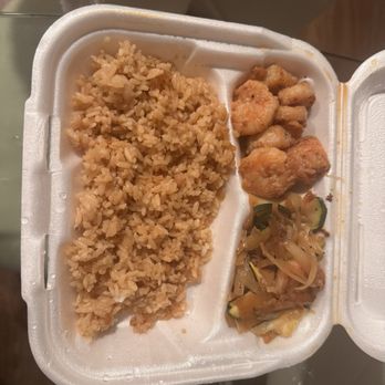 Red Sun - This is rice with shrimp and onions and zucchini. This was the food that I ordered for $25 with an order of sushi dragon roll. - Japanese Near Me - Greenwood, Indiana