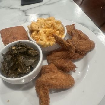 Toast It IZ - Chicken greens Mac and cheese - American Near Me - Chicago, Illinois Toast It IZ - Chicken greens Mac and cheese - American Near Me - Chicago, Illinois
